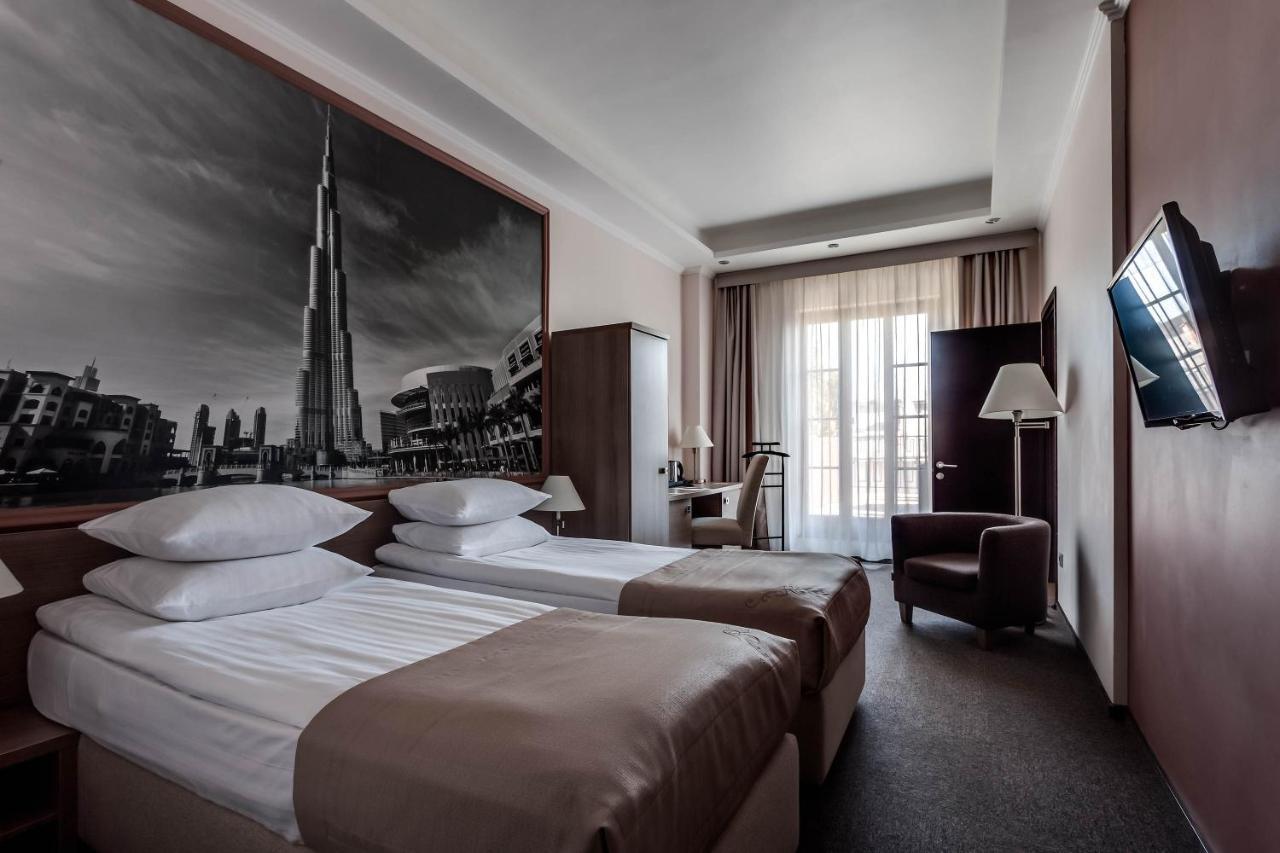 Rius Hotel إلفيف المظهر الخارجي الصورة