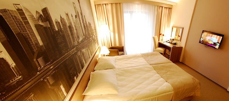 Rius Hotel إلفيف المظهر الخارجي الصورة